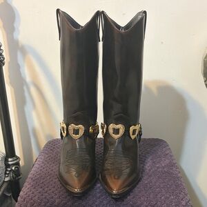 Brown Western Boots with Gold Accents